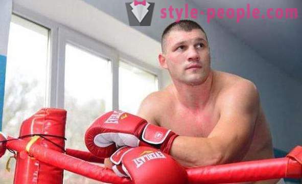 Evgeny Romanov: podcenjene ruski težji boxer