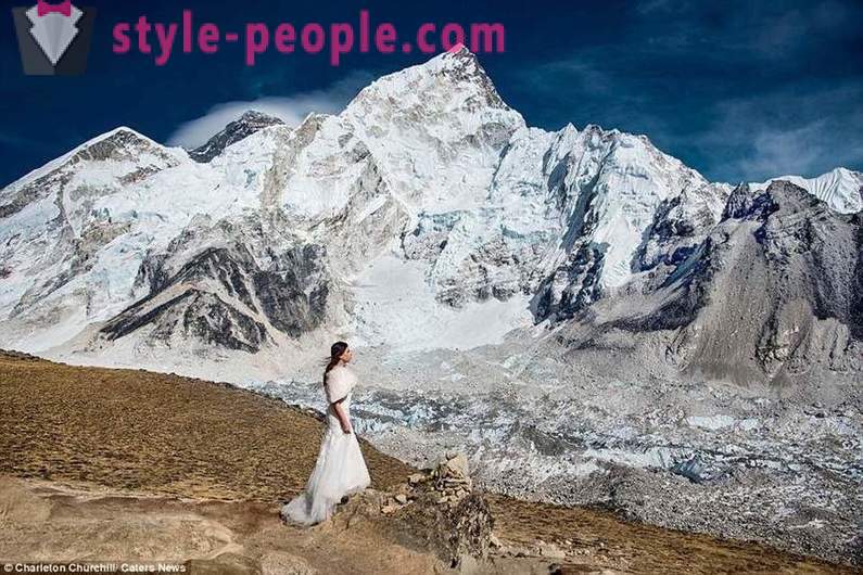 Poroka na Everest