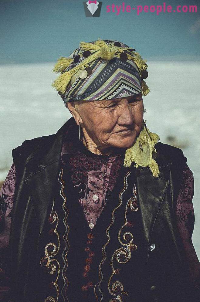 West fotograf preživel dva meseca na obisku kazaščina šaman