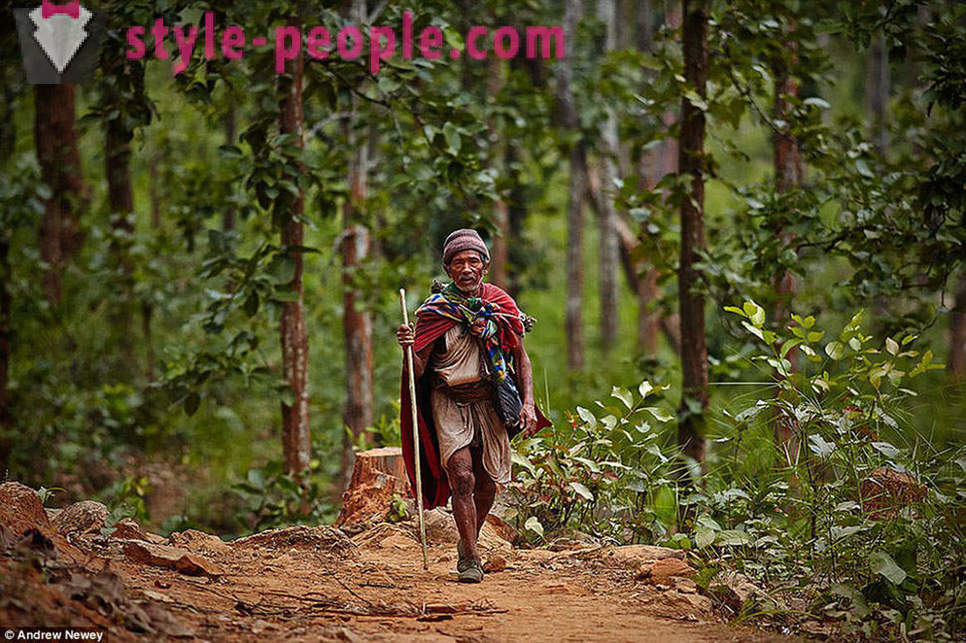 Zadnji lovci in nabiralci: življenje primitivnega plemena v Nepalu
