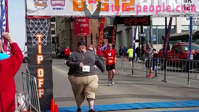 Run, brez ustavljanja: človek, ki tehta 250 kg navdihuje ljudi s svojim zgledom