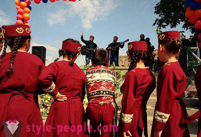 Kot ARENI festival vin Armenski poteka