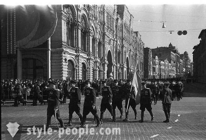 Parada na Rdečem trgu 1. maja 1951