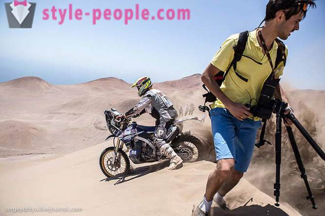 Dakar 2014 nevarno dirka v čilski puščavi