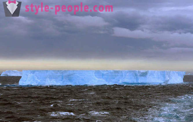 Neverjetno ledenih gorah