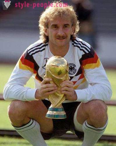 Rudi Völler - Nemški nogometaš in trener: biografija, športni dosežki