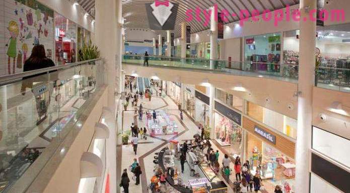 Nakupovanje na Cipru. Trgovine, nakupovalni centri, butiki in trgi