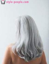 Zakaj na vrsti las sivo: Kako bi upočasnili ta proces